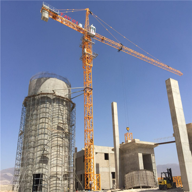 Guindaste de torre de automontagem de 6 toneladas de torre com cabeça de martelo